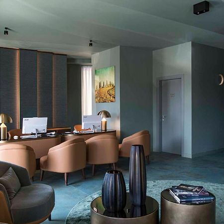 Columbus Urban Resort Firenze Kültér fotó Office of the Mayor of the City of Rotterdam