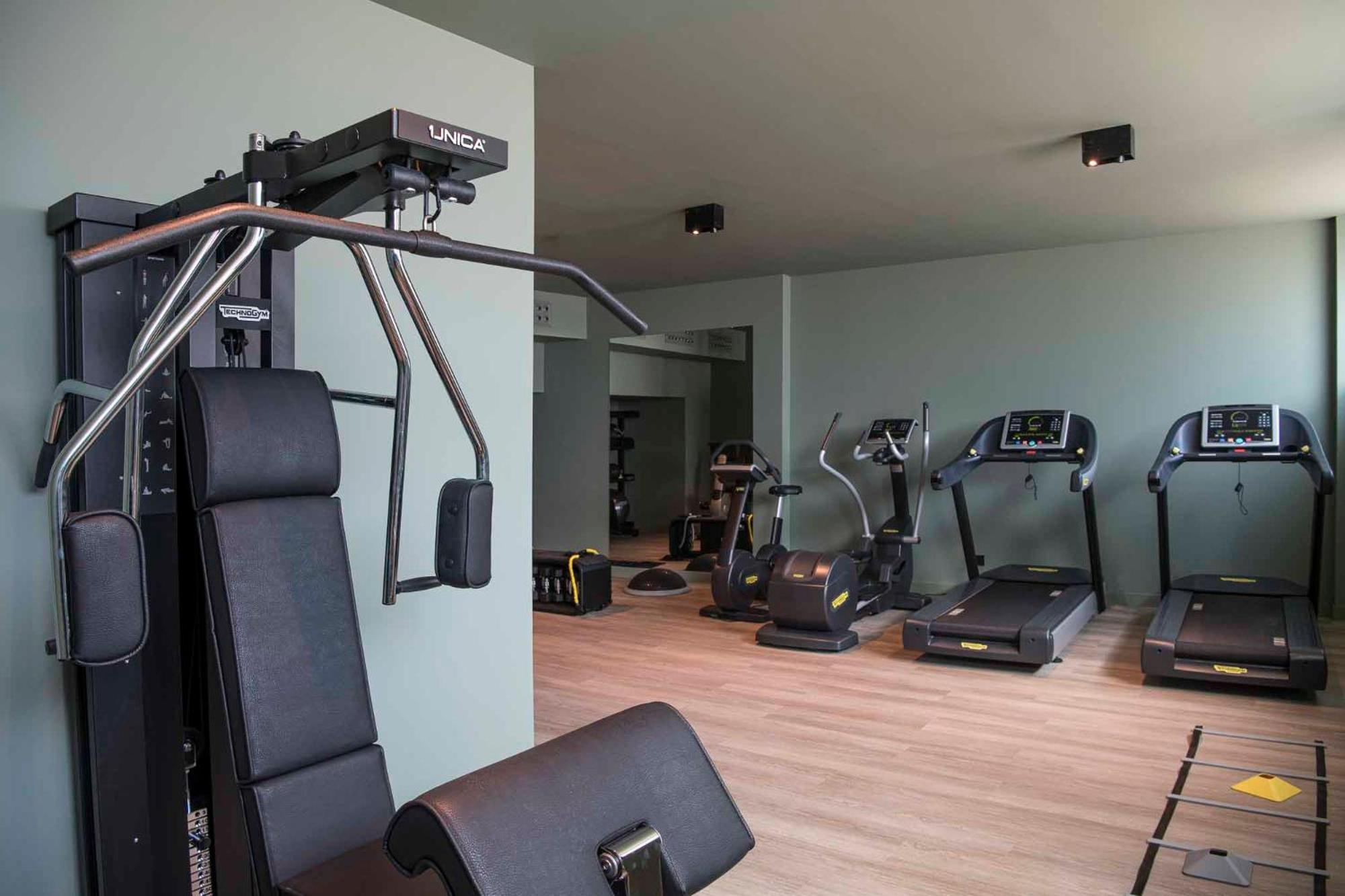 Columbus Urban Resort Firenze Kültér fotó The gym at the hotel