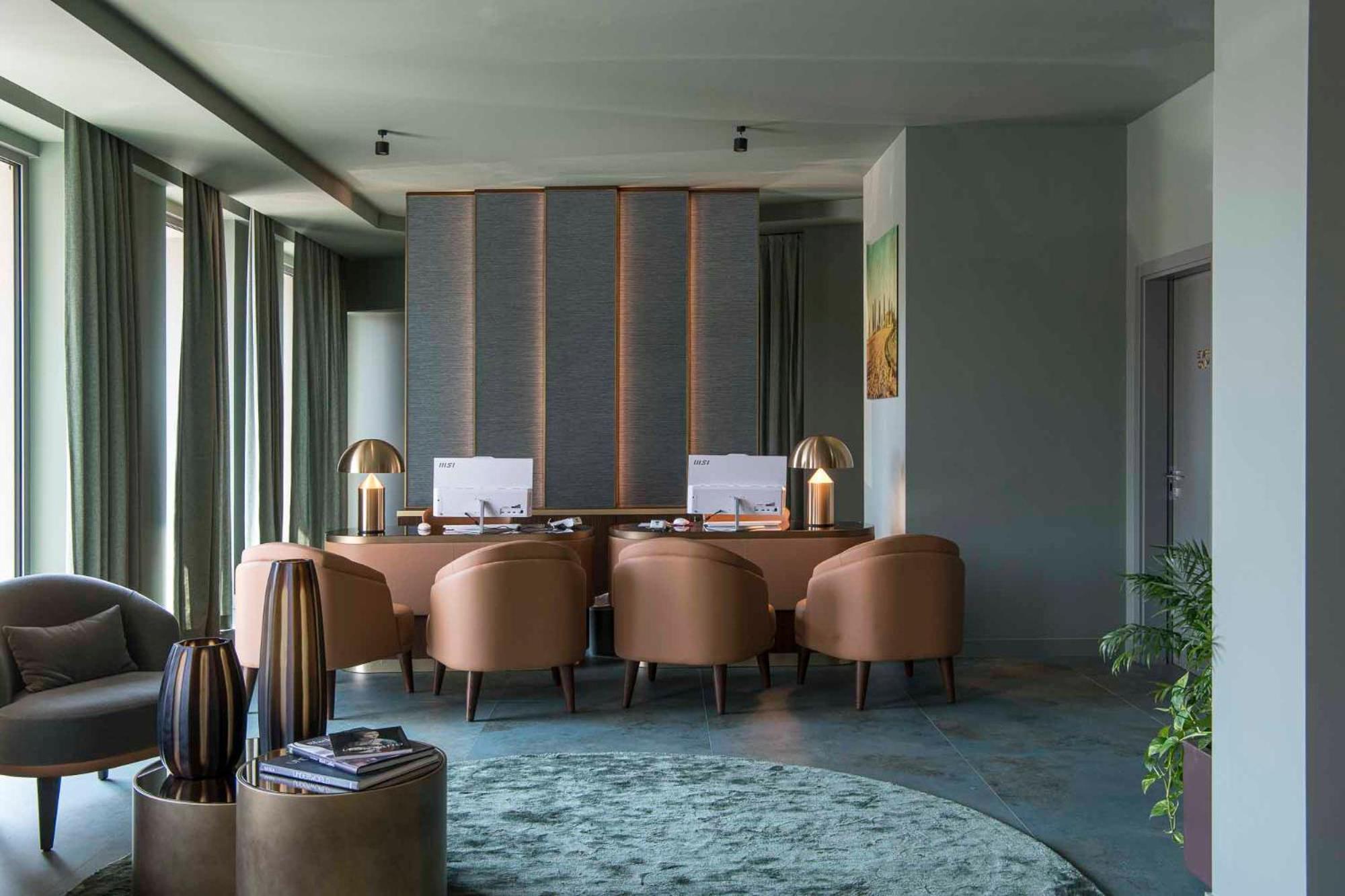 Columbus Urban Resort Firenze Kültér fotó The interior of the hotel