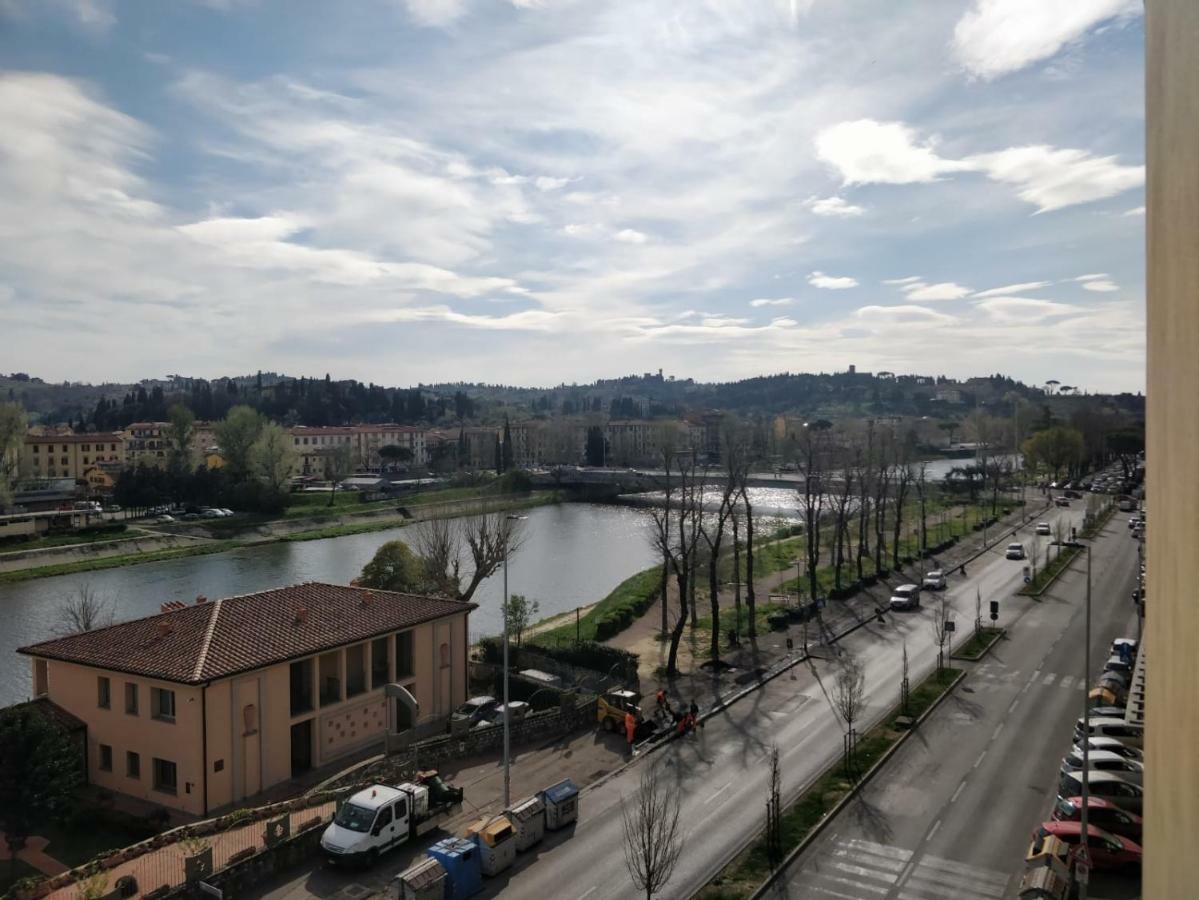 Columbus Urban Resort Firenze Kültér fotó The river in Périgueux